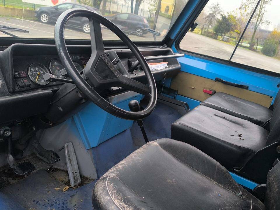 Bild 3/22 von Iveco Daily III 40 2.8 TD (1998)