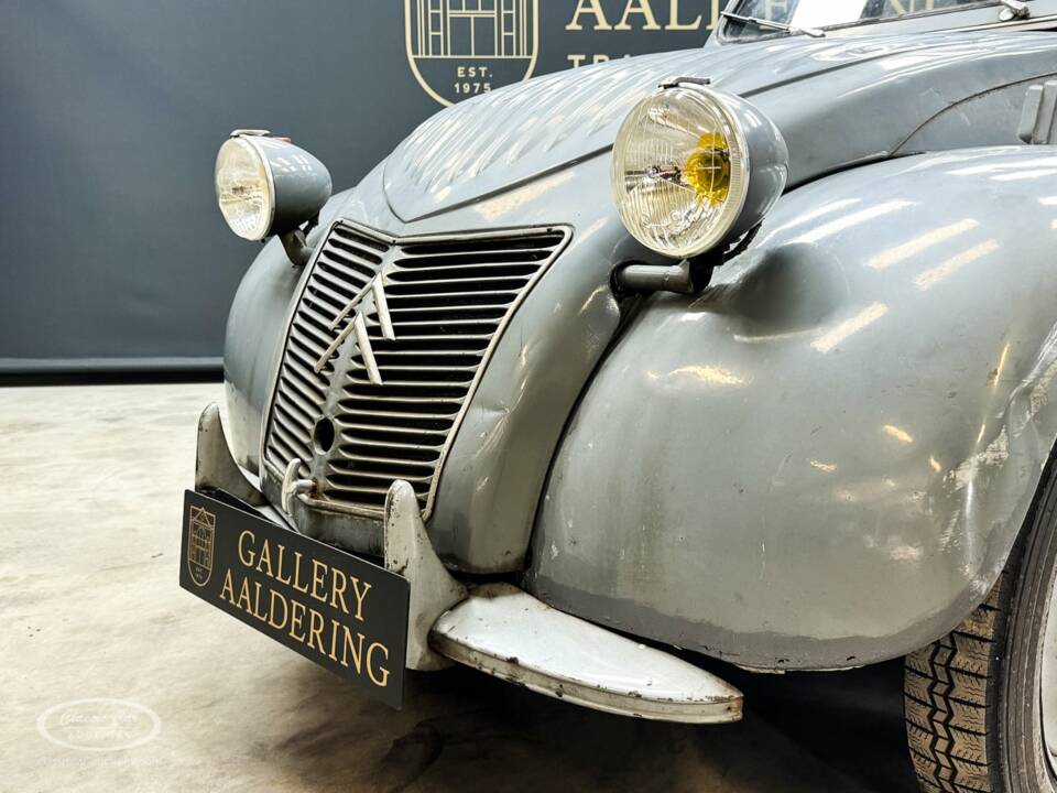 Immagine 17/42 di Citroën 2 CV  AZL (1958)