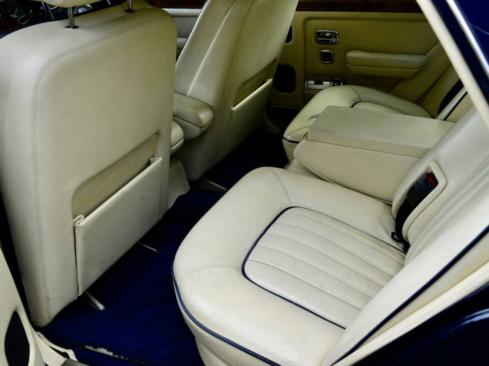 Bild 45/50 von Rolls-Royce Silver Spirit II (1992)