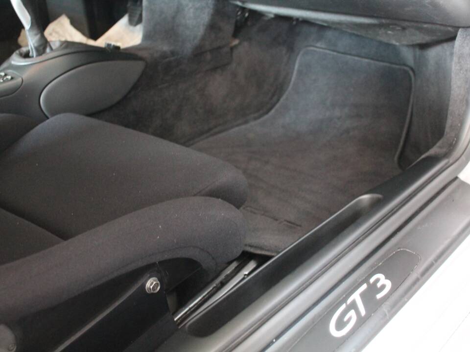 Bild 43/97 von Porsche 911 GT3 Clubsport (1999)