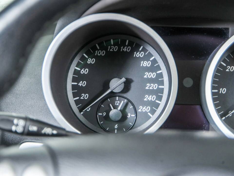 Bild 12/50 von Mercedes-Benz SLK 280 (2005)