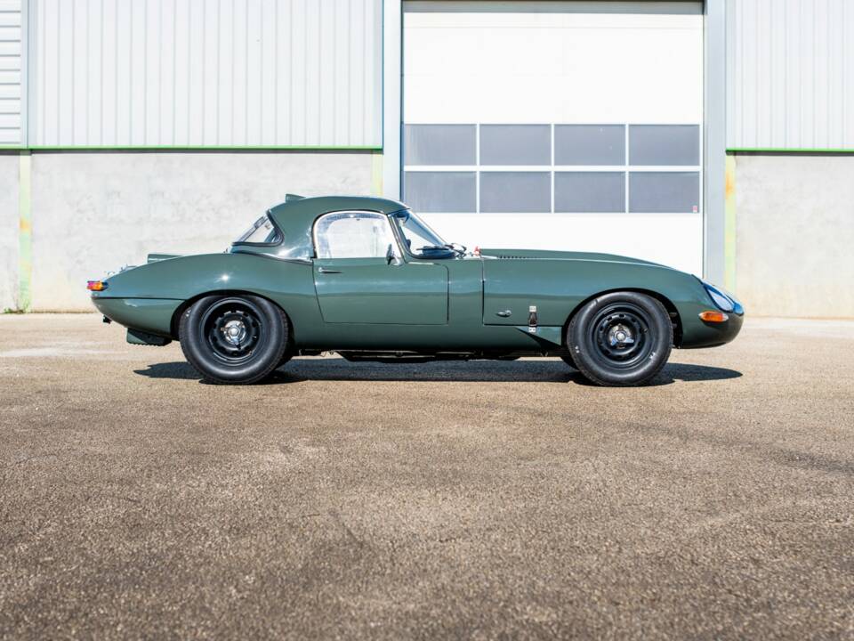 Imagen 6/20 de Jaguar E-Type 4.2 (1965)