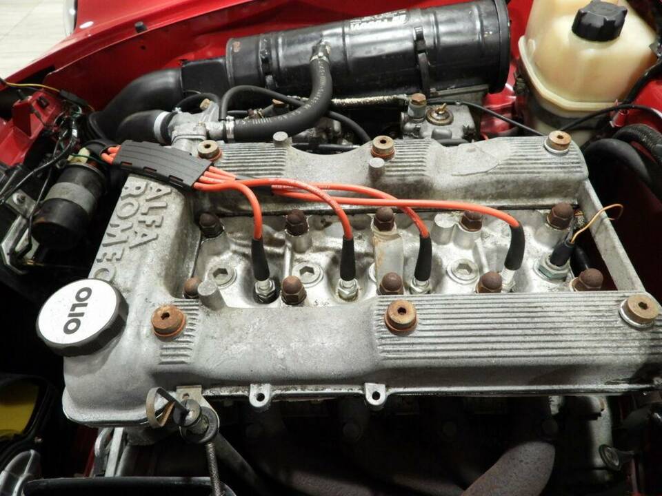 Image 11/15 of Alfa Romeo 1.6 Spider (1989)