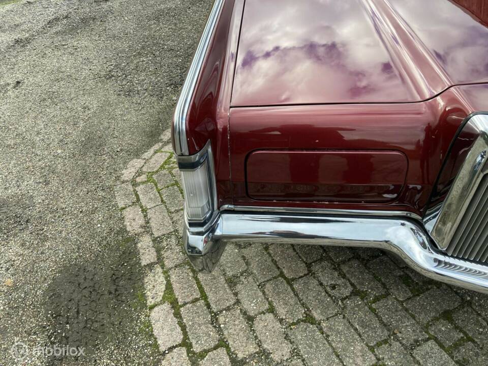 Image 31/50 of Lincoln Continental Mark III Hardtop Coupé (1971)