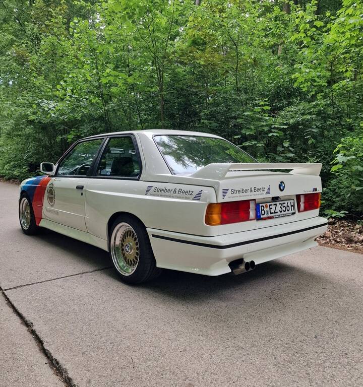 Image 7/70 of BMW M3 (1990)
