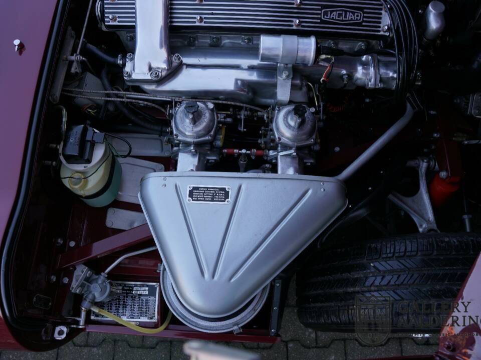 Bild 20/50 von Jaguar E-Type 3.8 &quot;Lightweight&quot; (1968)