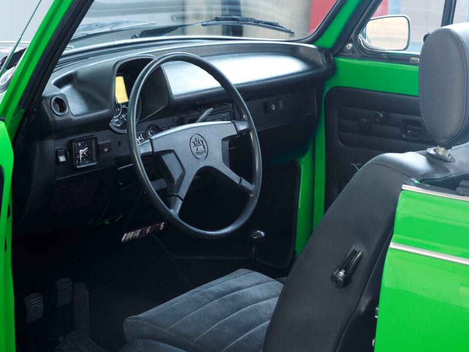 Bild 49/50 von Volkswagen Käfer 1303 LS "World Cup 74" (1974)