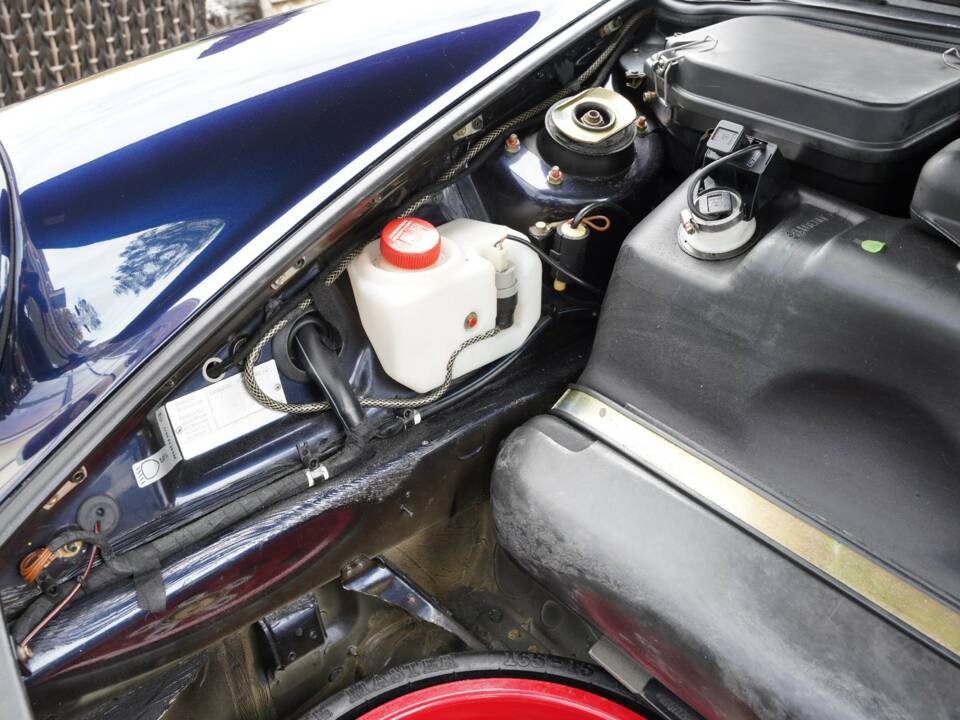 Bild 34/50 von Porsche 911 Carrera 2 (1991)