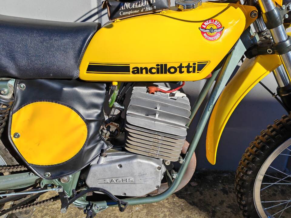 Bild 6/15 von Ancillotti DUMMY (1975)