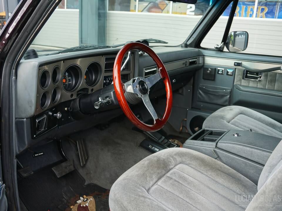 Image 29/54 of Chevrolet Blazer (1986)
