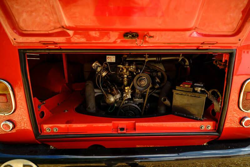 Image 3/50 of Volkswagen T1 panel van (1963)