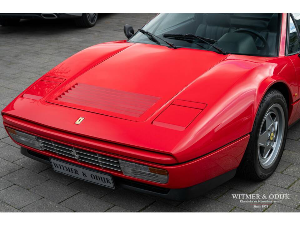 Bild 12/41 von Ferrari 328 GTS (1989)
