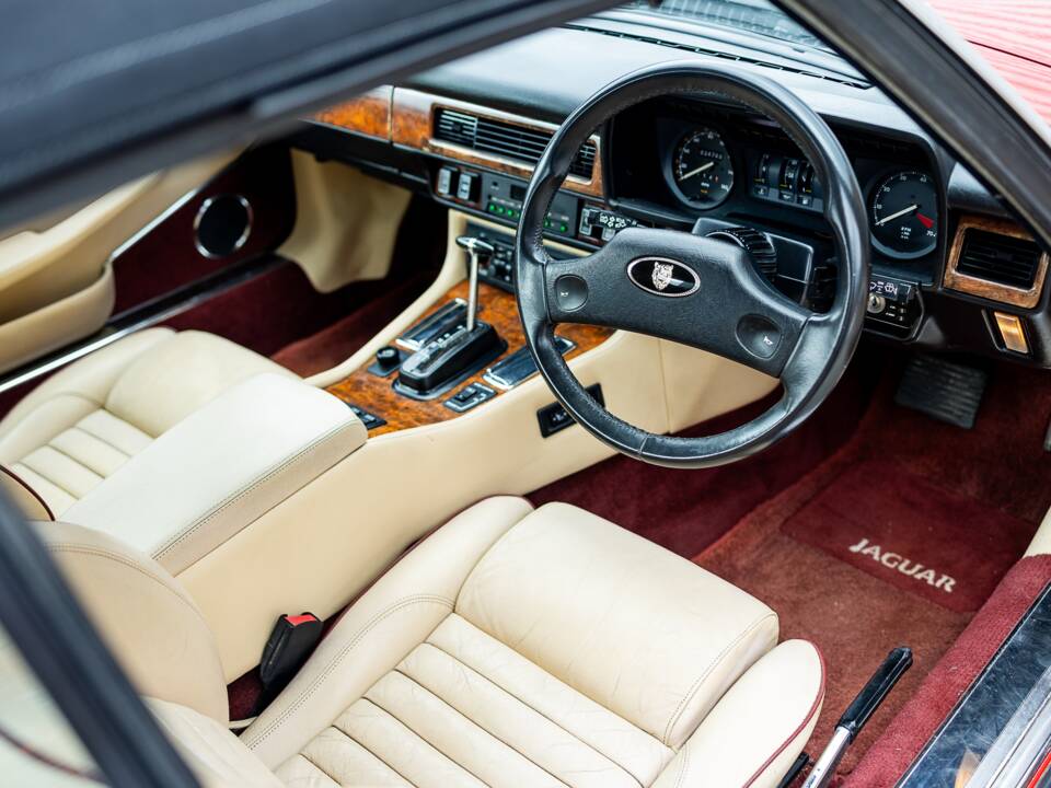 Imagen 36/50 de Jaguar XJ-S Convertible (1989)