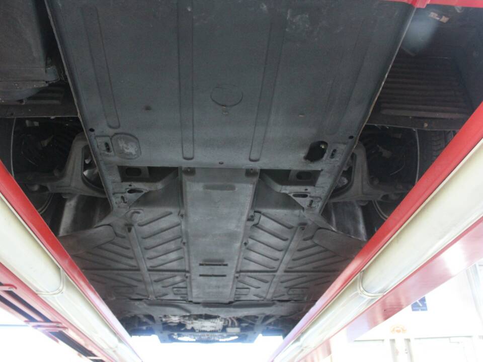 Bild 12/50 von Ferrari 348 TS (1991)