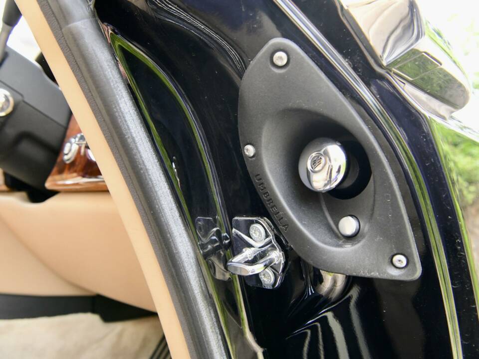 Immagine 44/50 di Rolls-Royce Phantom Coupé (2010)