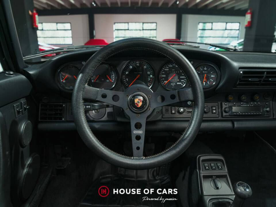 Bild 16/25 von Porsche 911 Carrera 2 (1991)