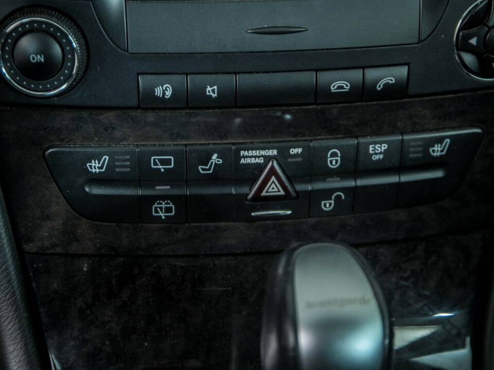 Bild 29/50 von Mercedes-Benz E 200 Kompressor T (2003)