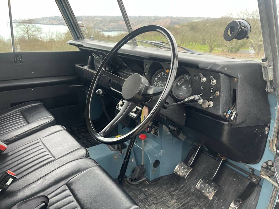 Bild 6/12 von Land Rover 88 (1976)