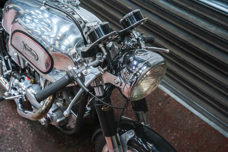 Immagine 5/38 di Norton Dominator Slimline TT (1961)