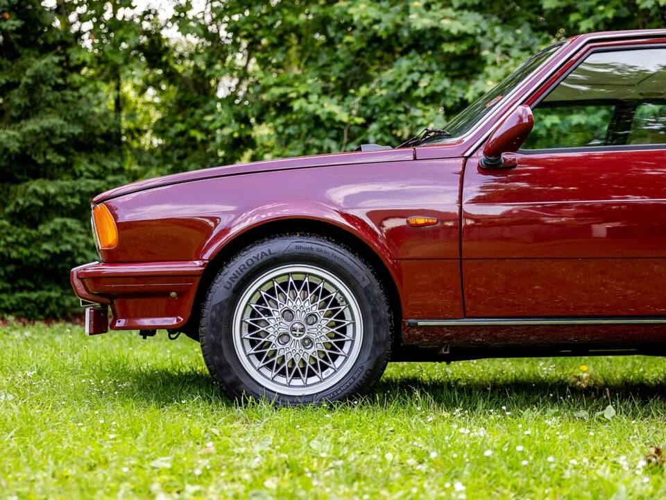 Afbeelding 10/46 van Alfa Romeo Giulietta 2.0 (1981)