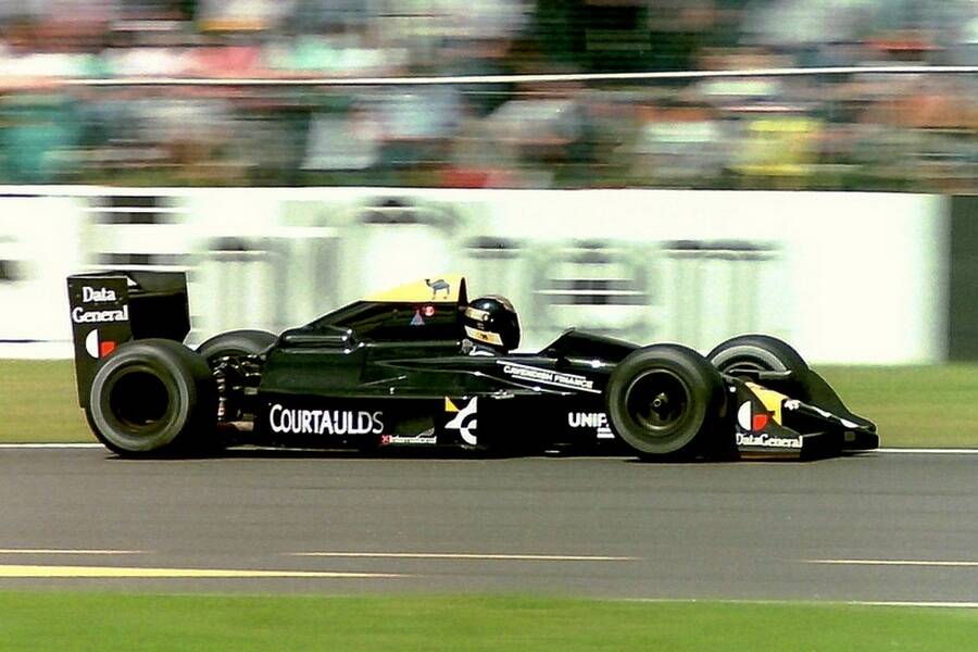 Bild 17/28 von Tyrrell 017 (1988)