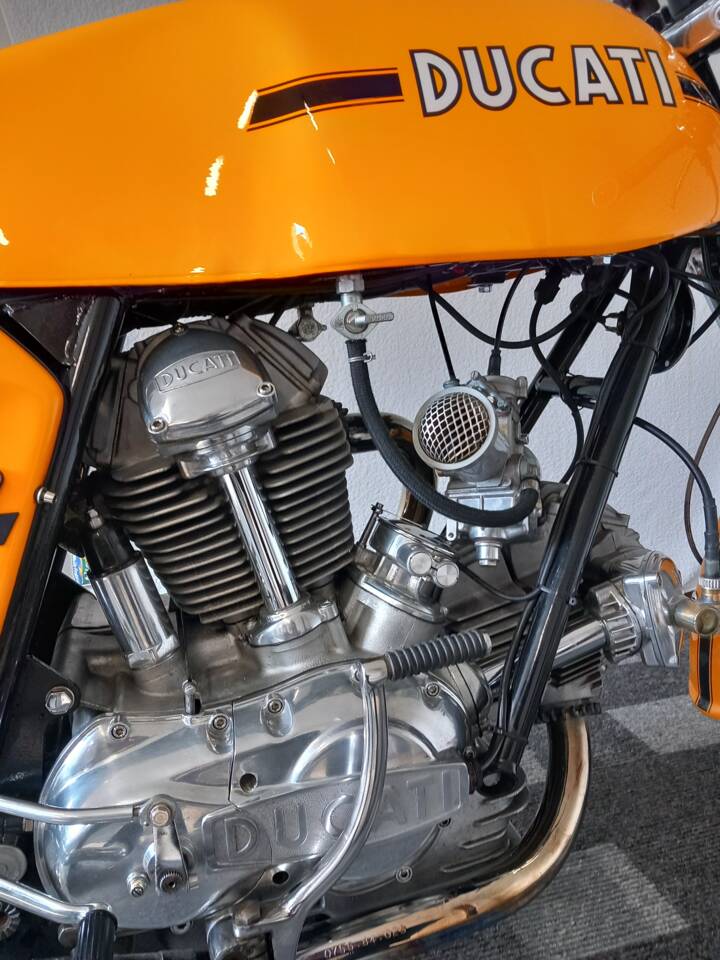Immagine 12/30 di Ducati 750 Sport (1973)