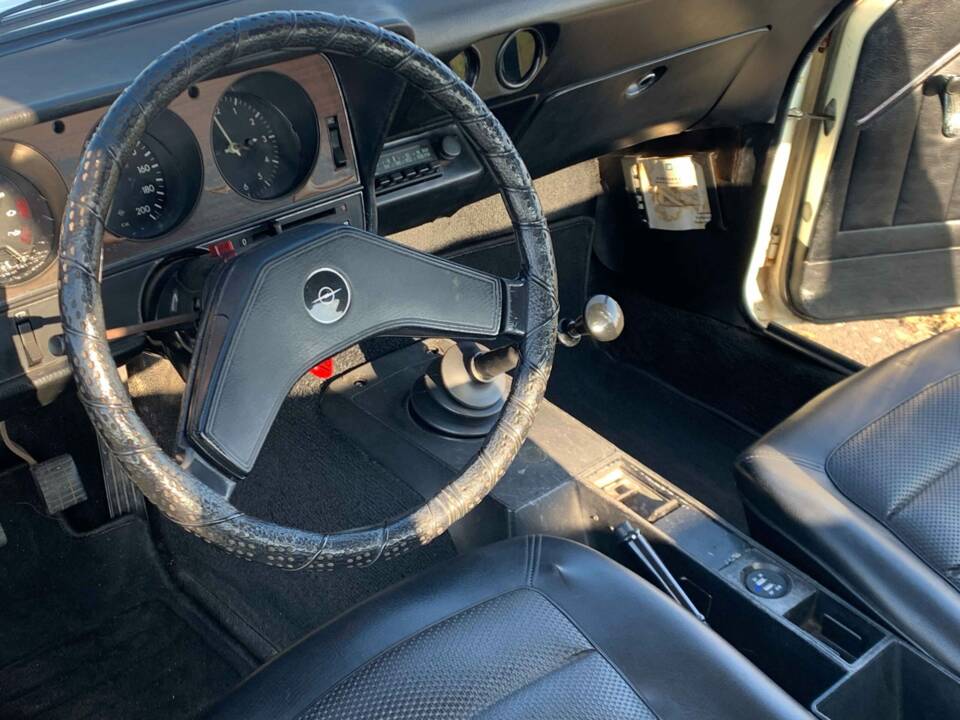 Bild 4/5 von Opel Manta 1600 S (1972)