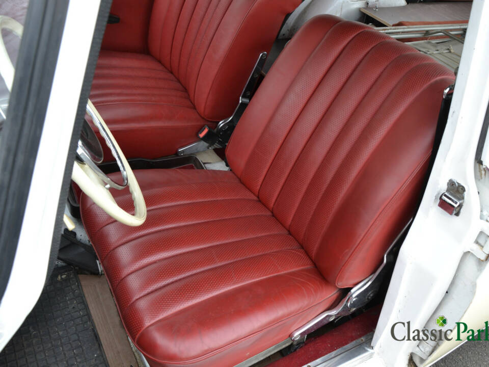 Bild 22/47 von Mercedes-Benz 190 Db (1963)