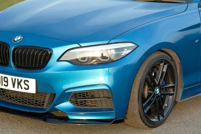 Image 11/50 of BMW M235i (2019)