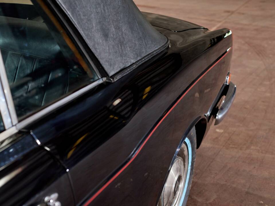 Afbeelding 36/54 van Rolls-Royce Corniche I (1973)
