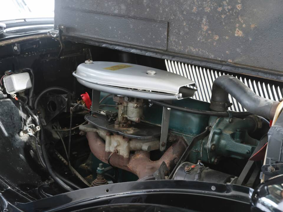 Image 38/50 of Citroën Traction Avant 11 BL (1953)
