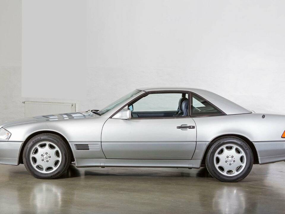 Immagine 8/20 di Mercedes-Benz SL 280 (1994)