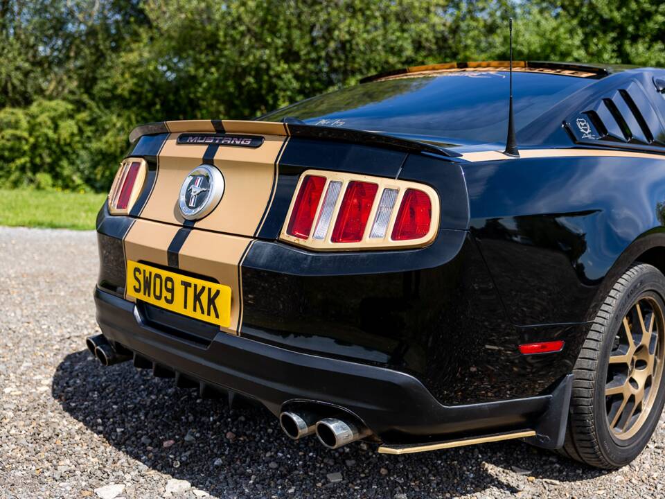 Image 31/50 of Ford Mustang V6 (2009)