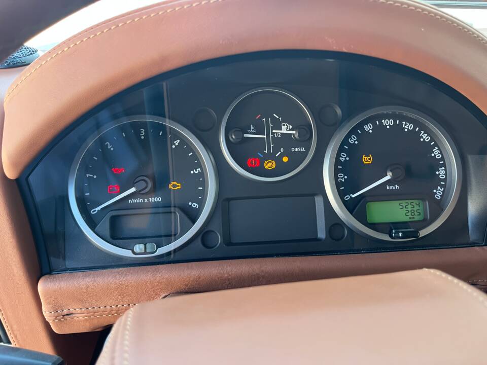 Bild 95/100 von Land Rover Defender 110 (2014)