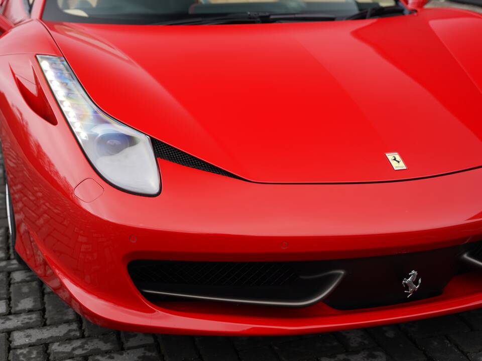 Bild 27/50 von Ferrari 458 Spider (2013)