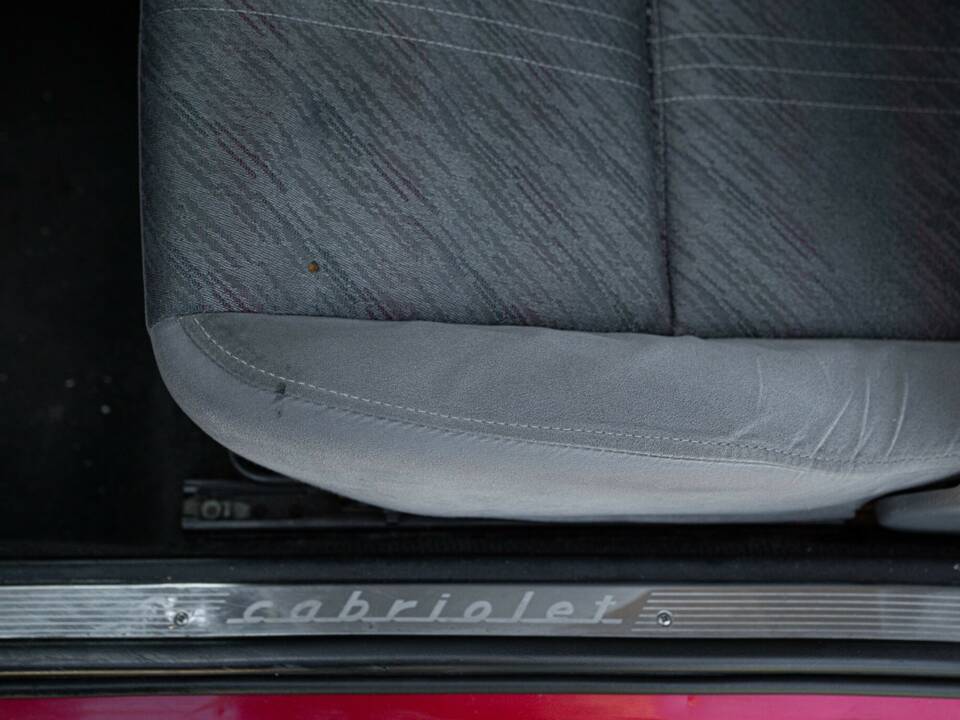 Immagine 44/50 di Rover 100 Cabriolet (1994)