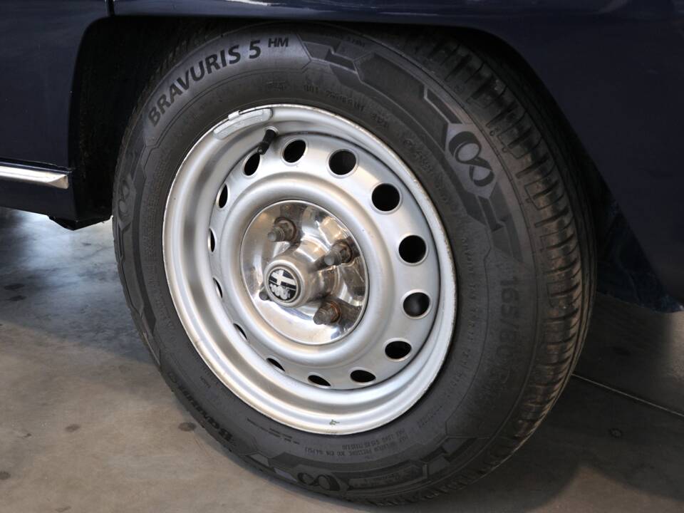 Image 25/35 of Alfa Romeo 2000 Berlina (1972)