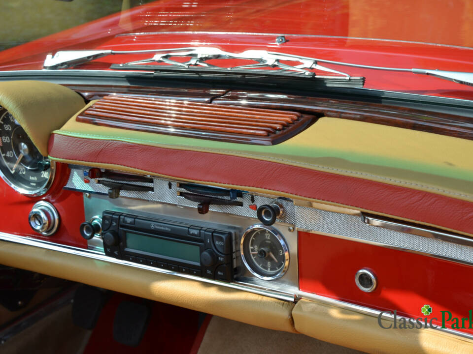 Immagine 35/50 di Mercedes-Benz 230 SL (1964)