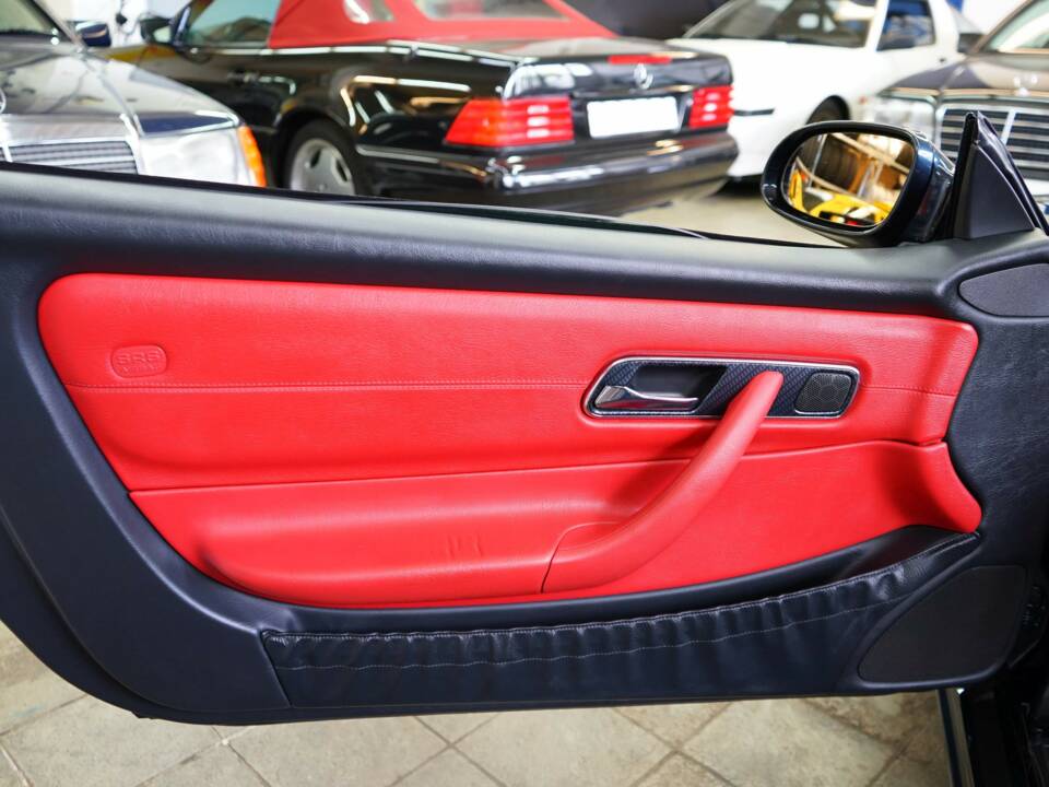 Bild 28/46 von Mercedes-Benz SLK 230 Kompressor (1997)