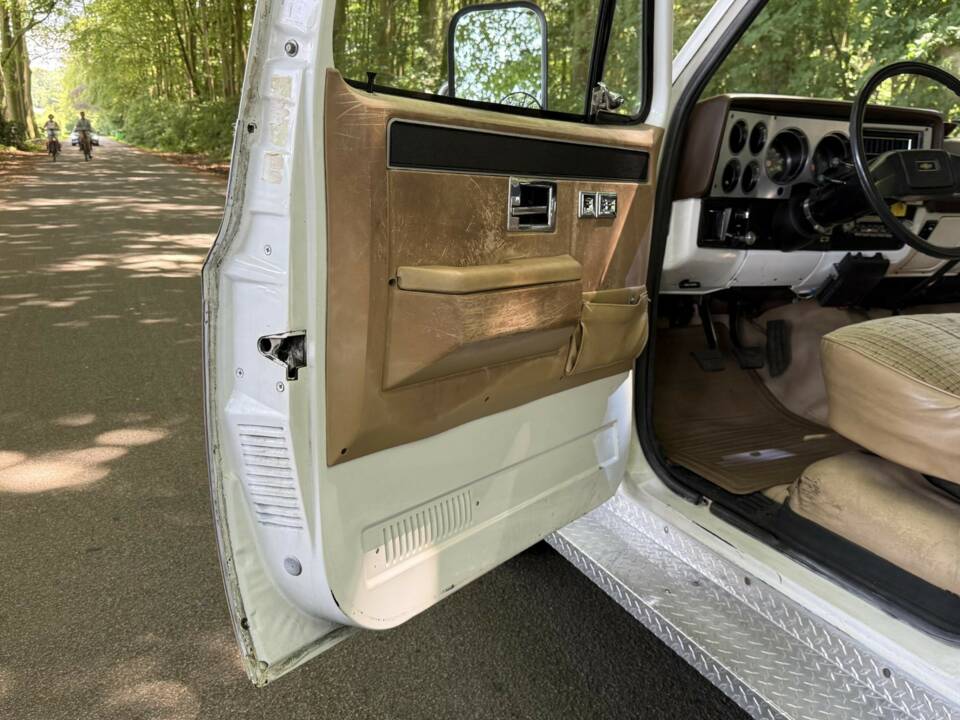 Bild 14/24 von Chevrolet C30 (1982)