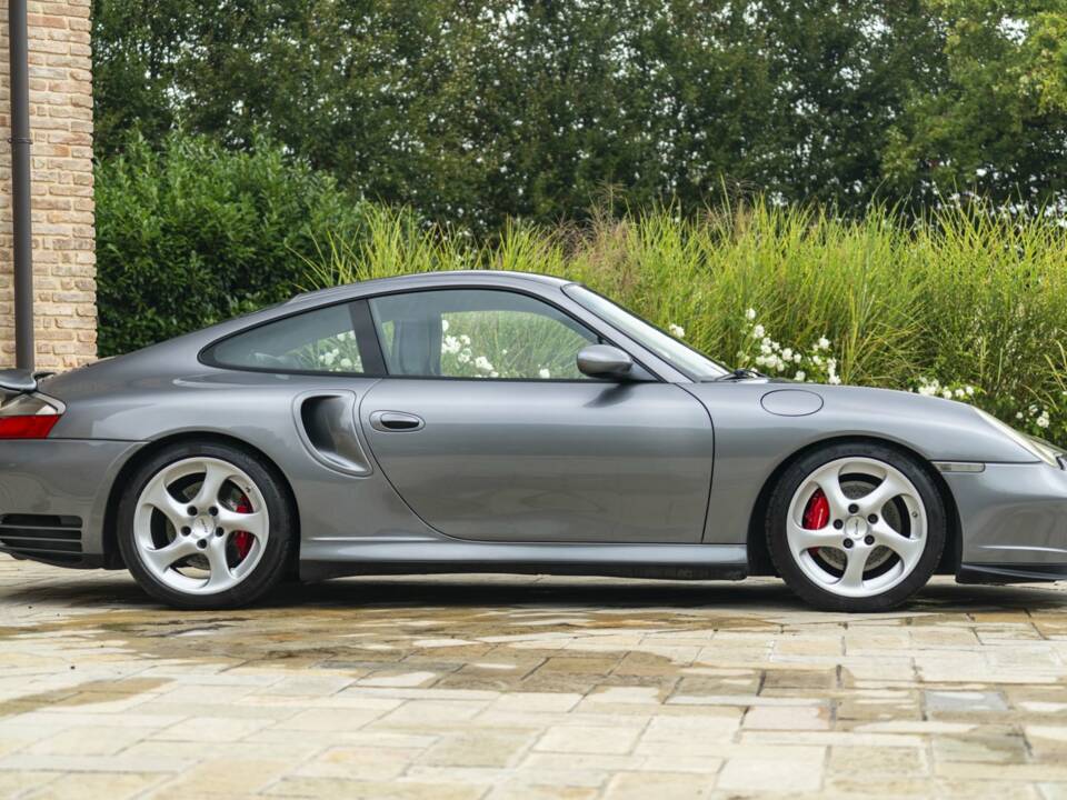 Bild 10/50 von Porsche 911 Turbo (2002)