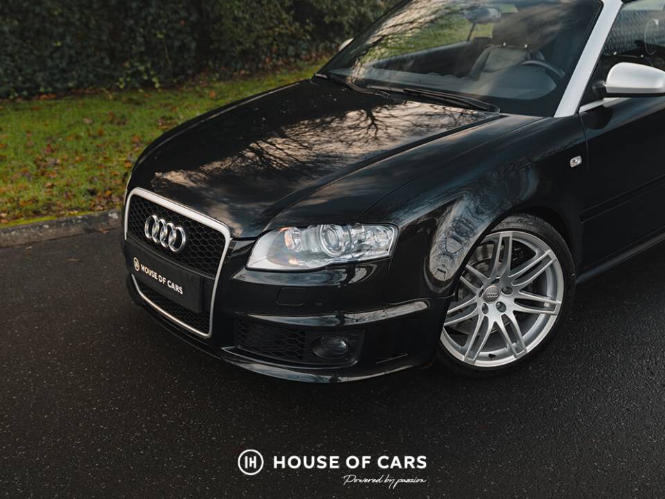 Image 19/39 of Audi RS4 Convertible (2008)