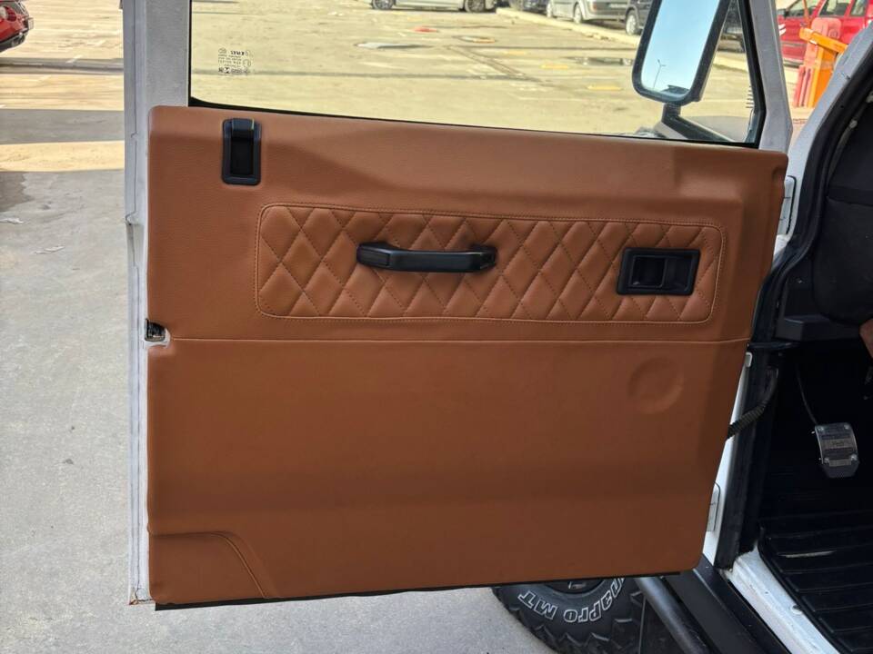 Afbeelding 46/73 van Land Rover Defender 110 (2005)