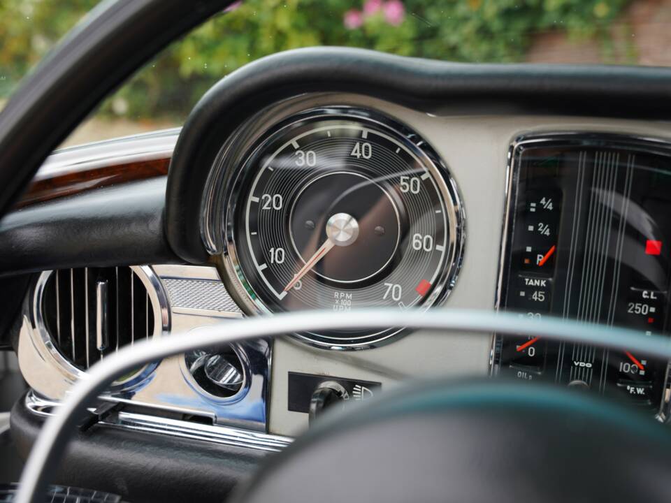 Imagen 24/50 de Mercedes-Benz 280 SL (1969)