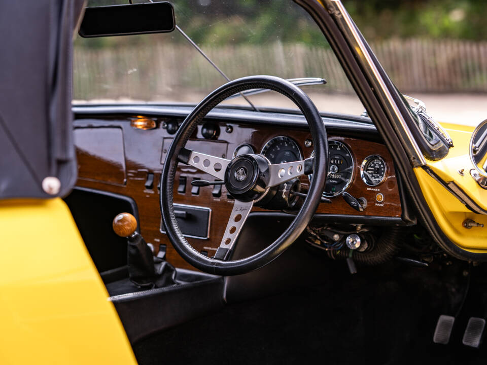 Image 26/41 of Lotus Elan Sprint (1972)