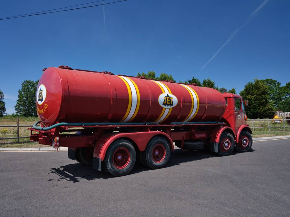 Bild 7/42 von AEC Mammoth Major Tanker (1954)