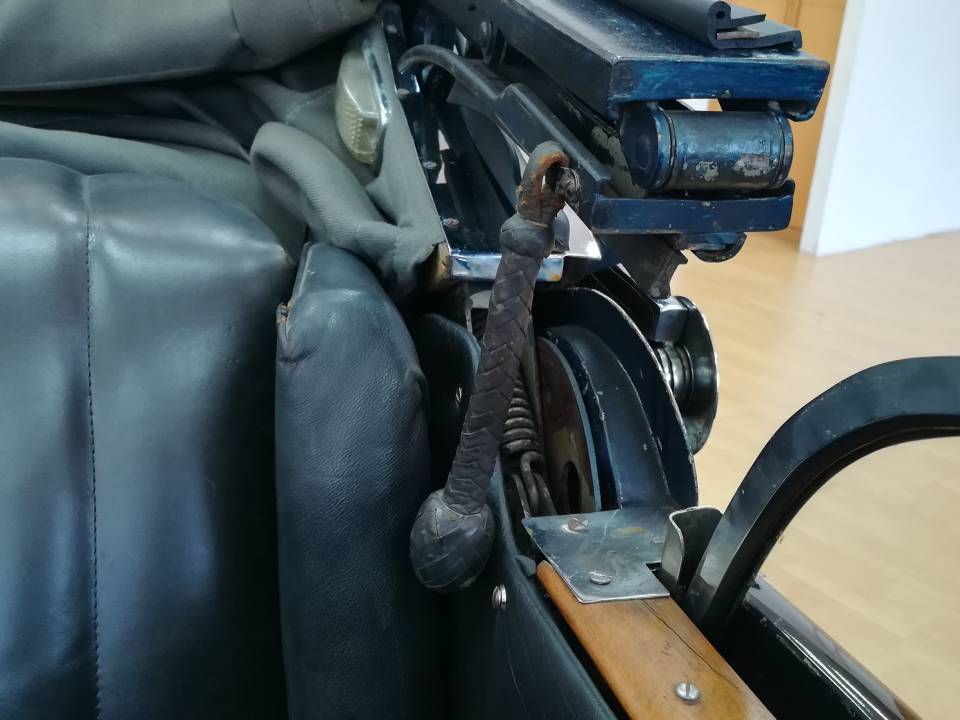 Imagen 29/50 de Mercedes-Benz 170 V Cabriolet B (1941)