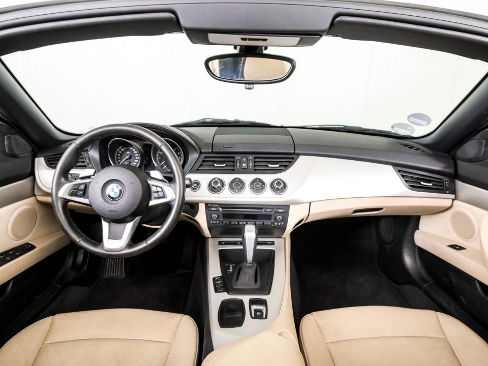 Image 6/50 of BMW Z4 sDrive23i (2011)