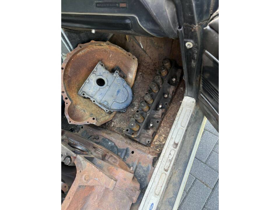 Image 46/50 of Ford Mustang GT 390 (1967)