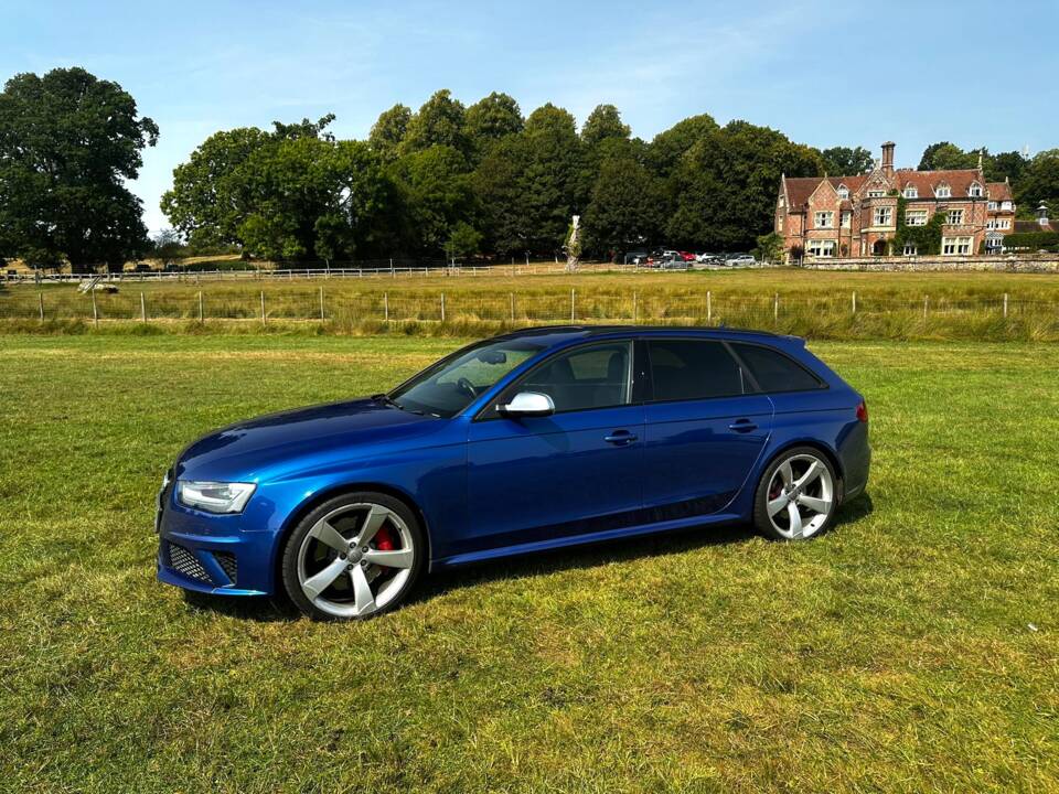 Imagen 2/40 de Audi RS4 Avant (2014)